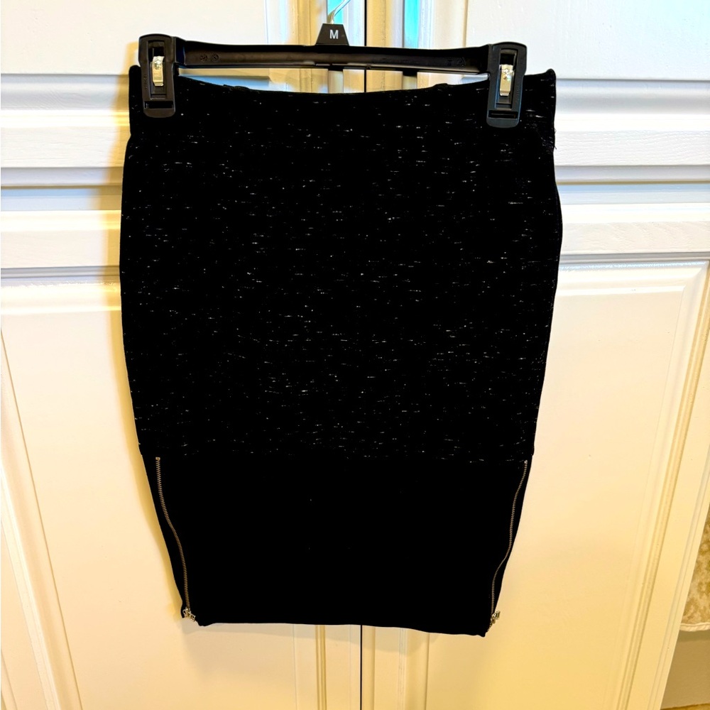 Wilfred pencil skirt